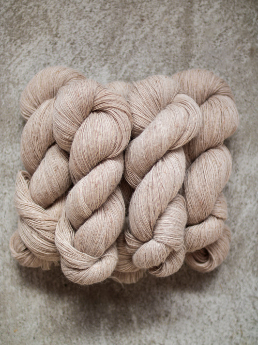 Linkulla's silk-alpaca yarn - fingering